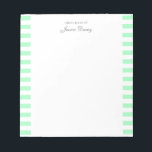Pastel Elegante Klassische Schrift Große Idee Notizblock<br><div class="desc">Personalisiertes klassisches,  elegantes,  mädchenhaftes Notizblock für sie. Mit einem Sprichwort "Große Vorstellungen von". Klassische pastellfarbene,  grüne Streifen auf einem weißen,  angesagten Notizblock.</div>