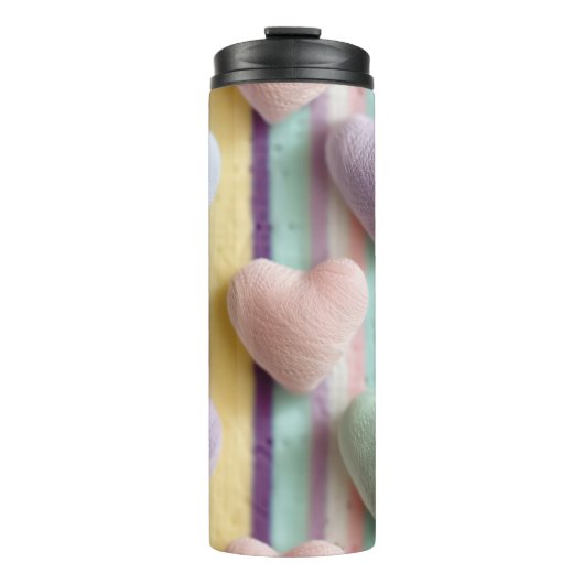 PASTEL-FARBSTREIFEN UND VALENTINE-HERZEN THERMOSBECHER (Vorderseite)