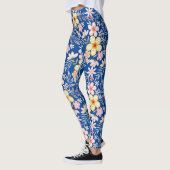 Pastel Floral pattern C03.bw Blue BG Leggings (Links)
