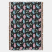 Pastel Floral Pattern on Black Background | Cute D Decke (Vorderseite Vertikal)