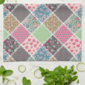 Pastel Floral Quilt Square Geschirrtuch (Gefaltet)