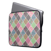 Pastel Floral Quilt Square Laptopschutzhülle (Vorderseite Links)