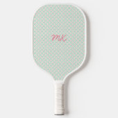 Pastel Girly Green & Pink Muster mit Initialen Pickleball Schläger (Vorderseite)