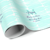 Pastel green baby in bloom monogram baby shower te geschenkpapier (Rolleneckpunkt)