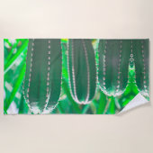 Pastel Green cactus Pflanze Blätter Strandtuch (Vorderseite)