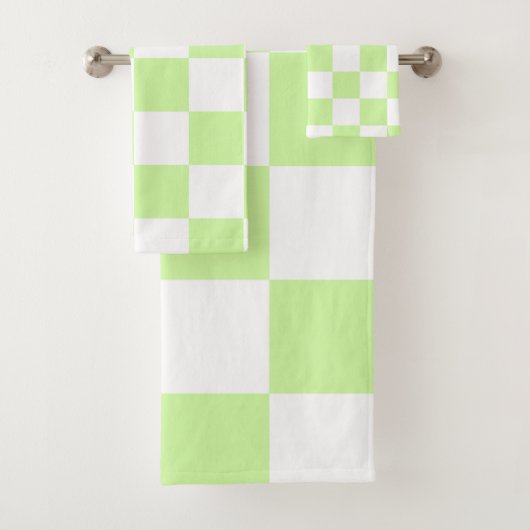 Pastel Green Checkered Gingham Pattern Badhandtuch Set (Insitu)