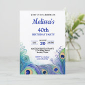 Pastel Green und Blues Peacock Feathers Birthday Einladung (Stehend Vorderseite)