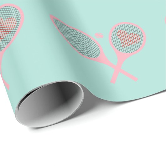 Pastel Heart Tennis Player Racquets Ball Design Geschenkpapier (Rolleneckpunkt)