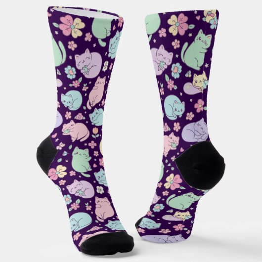 Pastel Kawaii Cats and Spring Flowers Pattern Socken (Gewinkelt)