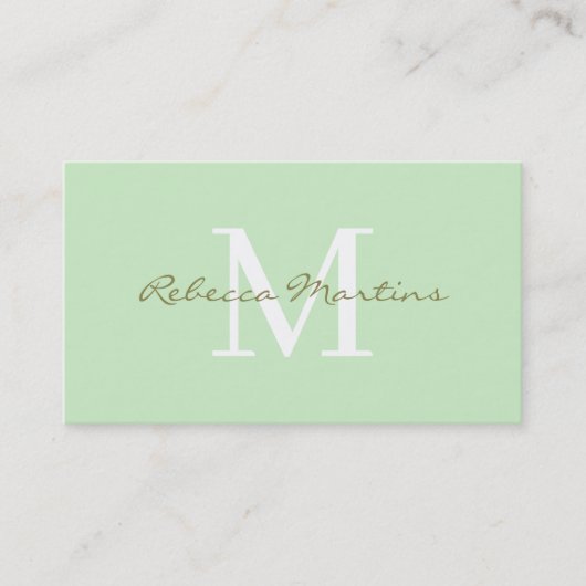 Pastel light green minimalist monogram visitenkarte (Vorderseite)