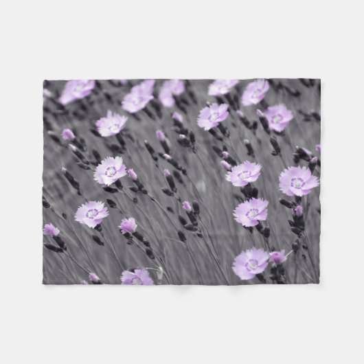 Pastel Lilac Wildblumen Fleecedecke (Vorderseite (Horizontal))