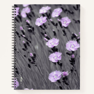 Pastel Lilac Wildblumen Notizblock