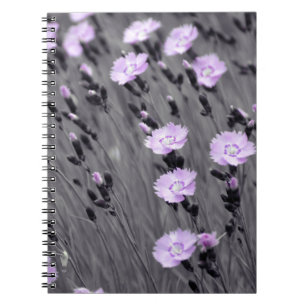 Pastel Lilac Wildblumen Notizblock