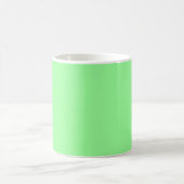 Pastel Mint Green Solid Color Personalisiert Kaffeetasse (Mittel)