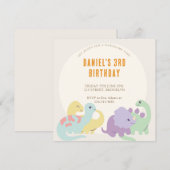 Pastel Niedlich Illustrierter Dinosaur-Kindergebur Einladung (Vorne/Hinten)