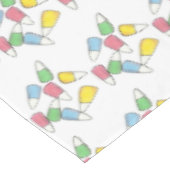 Pastel Oaster Basket Candy Corn Candycorn Candies Tischdecke (Schrägansicht)