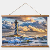 Pastel Ocean Skies with Lighthouse at Dusk Wandteppich Mit Holzrahmen (Vorderseite)