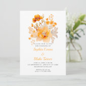 Pastel Orange Floral Bouquet Fall Orange Wedding Einladung (Stehend Vorderseite)