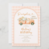 Pastel Orange Tractor Pumpkin Gingham Birthday Einladung (Vorderseite)