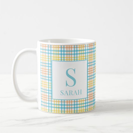 Pastel-Ostern-Frühling-Karo-Monogramm-Name Kaffeetasse (Links)