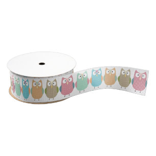 Pastel Owls auf der Parade Ripsband