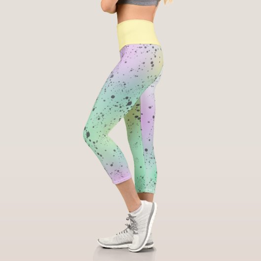 Pastel Pale Turquoise Pink Abstrakte Kunst Gray Sp Capri Leggings (Links)