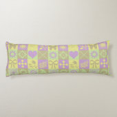 Pastel Patchwork Motif Muster Seitenschläferkissen (Rückseite)