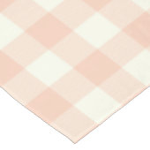 Pastel Peach Gingham Buffalo Karo Kariertes Muster Tischdecke (Schrägansicht)