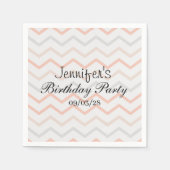 Pastel Peach und Gray Zig Zag Serviette (Vorderseite)