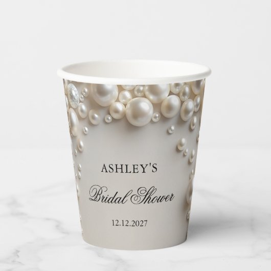 Pastel Pearls Elegantes Brautparty Pappbecher (Vorderseite)