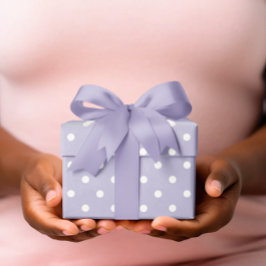 Pastel Periwinkle und weißer Polka-Dot Geschenkpapier