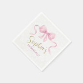 Pastel Pink Bow & Elegante Gold Script Geburtstag Serviette (Ecke)