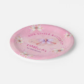 Pastel Pink Butterfly Thema Girl's 1. Geburtstag Pappteller (Schrägansicht)