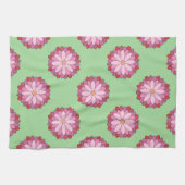 Pastel Pink Green Asian Medallion Floral Geschirrtuch (Horizontal)