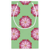 Pastel Pink Green Asian Medallion Floral Kleine Geschenktüte (Rückseite)