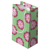 Pastel Pink Green Asian Medallion Floral Kleine Geschenktüte (Rückseite Schrägansicht)