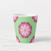 Pastel Pink Green Asian Medallion Floral Milchtasse (Vorderseite)