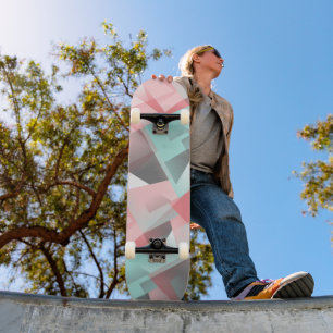 Pastel Pink Minz Green Grey White Polygon Muster Skateboard