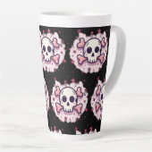 Pastel Pink Skull and Crossbones Milchtasse (Rechte Ecke)