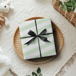 Pastel Pistachio und weiße breite, horizontale Str Geschenkpapier<br><div class="desc">Pastel Pistachio und Weißes breites,  horizontal gestreiftes Schleifpapier</div>