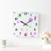 Pastel Polka Dot Pattern Große quadratische Wanduh Wanduhr (Zuhause)