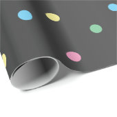 Pastel Polka Dots auf dem schwarzen Satin Geschenkpapier (Rolleneckpunkt)