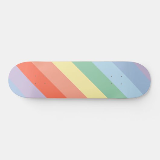 Pastel Rainbow Diagonal Streifen Skateboard (Horizontal)