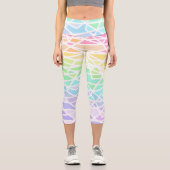 Pastel Rainbow Geometric Capri Leggings (Vorderseite)