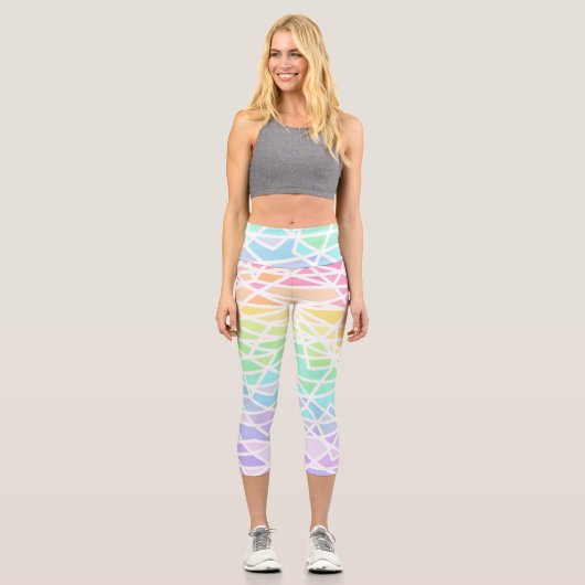Pastel Rainbow Geometric Capri Leggings (Vorderseite)