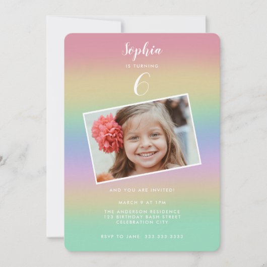 Pastel Rainbow Gradient Kindergeburtstag Einladung (Vorderseite)