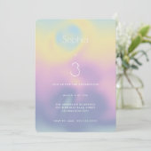 Pastel Rainbow Holographic Gradient Kindergeburtst Einladung (Stehend Vorderseite)