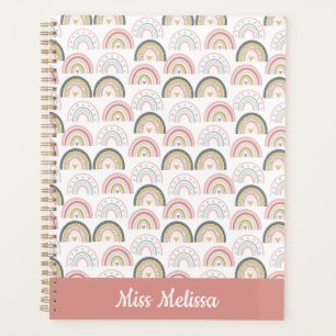 Pastel Rainbow mit Herzmuster Phantastischer Lehre Planer