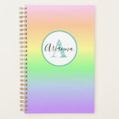 Pastel Rainbow Mit Monogramm Personalisiert Planer (Vorderseite)