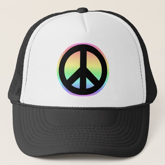 Pastel Rainbow Peace Sign Truckerkappe (Vorderseite)